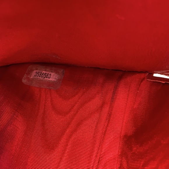 💖SOLD💖CHANEL W-lock compact wallet in lambskin - Picture 11 of 14